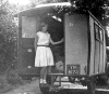 Photos03_With-caravan.gif (100849 bytes)