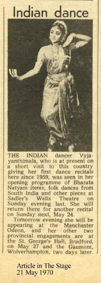 Z_05_Vyjanthimala_-_The_Stage_21_May_1970_100dpi_jpeg_16_cm.jpg (881422 bytes)
